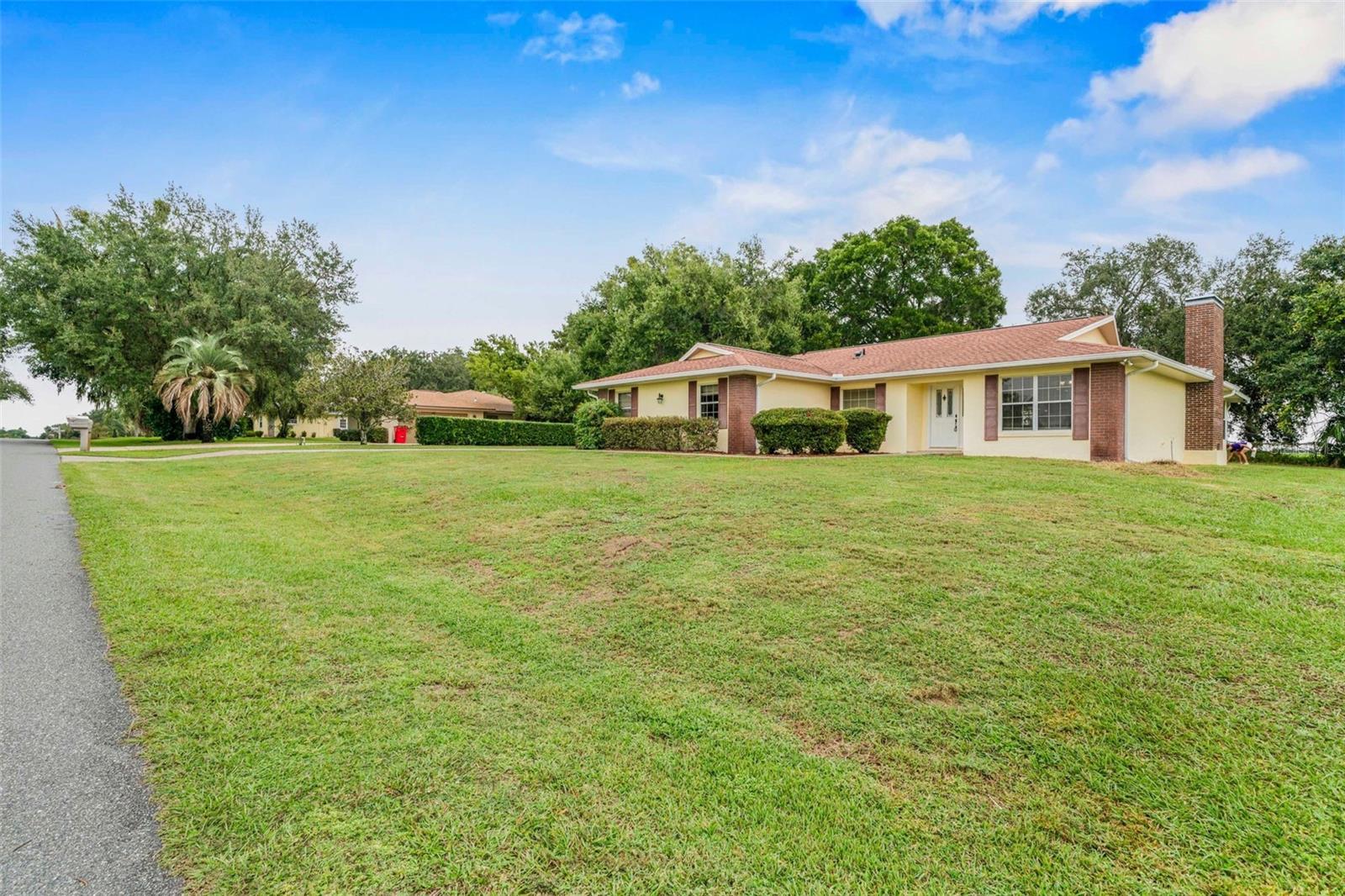 CONNELL LAKE ESTATES - Residential