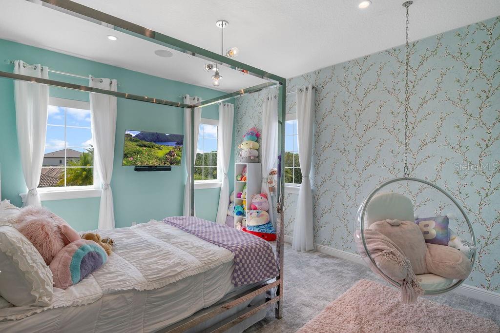 KEENES POINTE - Residential