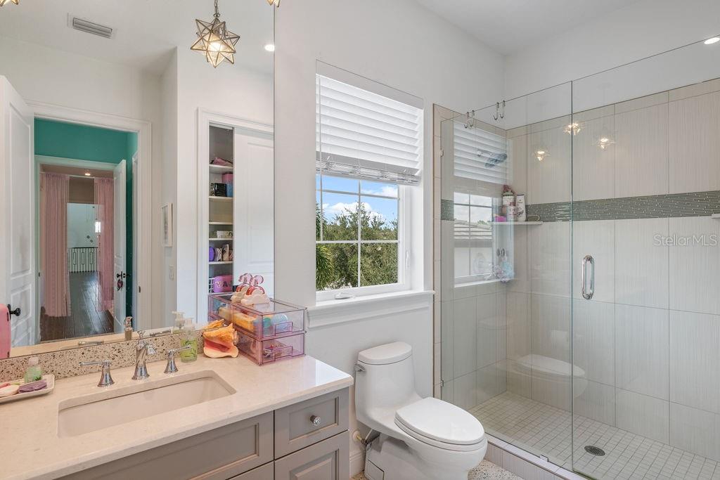 KEENES POINTE - Residential