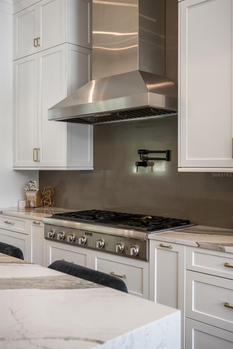 KEENES POINTE - Residential