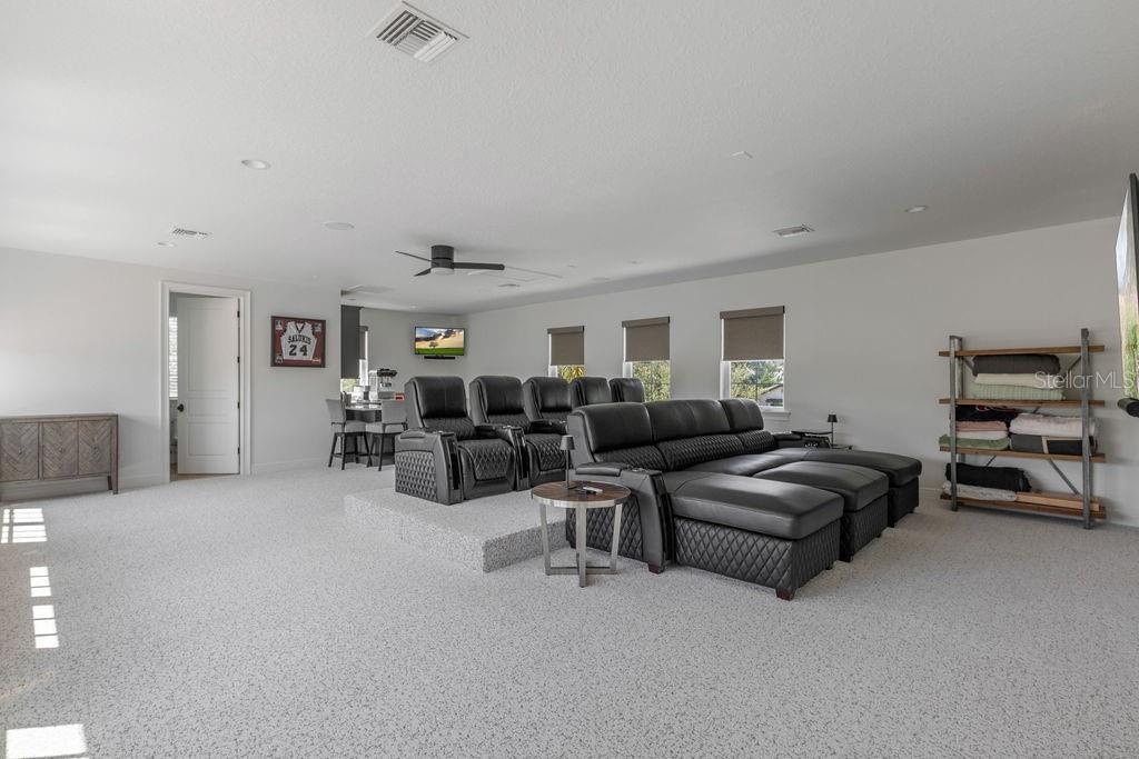 KEENES POINTE - Residential