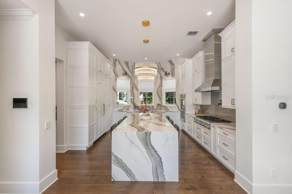 KEENES POINTE - Residential