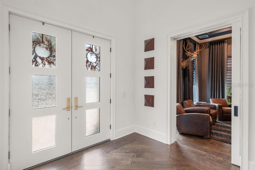 KEENES POINTE - Residential