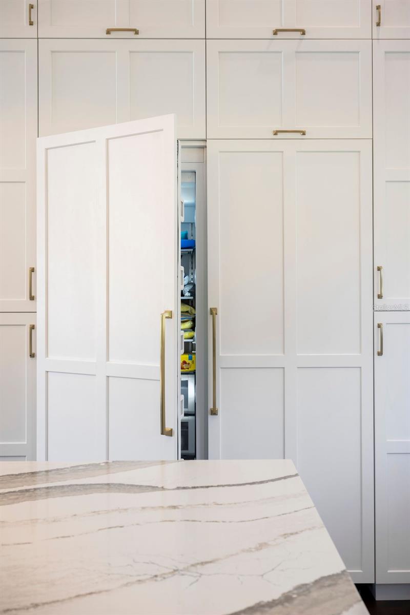 KEENES POINTE - Residential