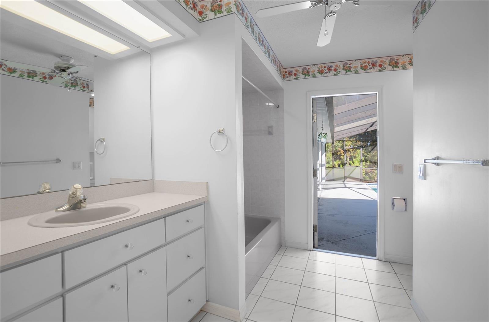 CAMBRIDGE GREENS CITRUS HILLS - Residential