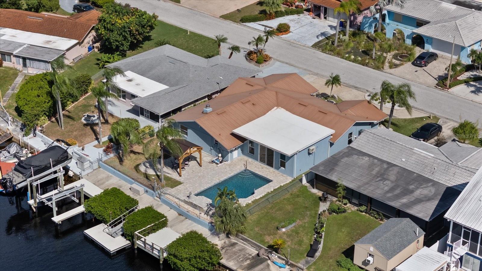 5001 MARLIN DRIVE