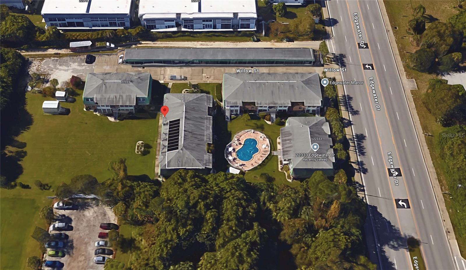 EDGEWATER MANOR - Residential