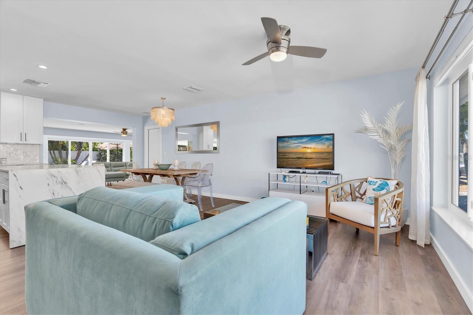 BELLEVUE ESTATES 6TH ADD - Residential Lease