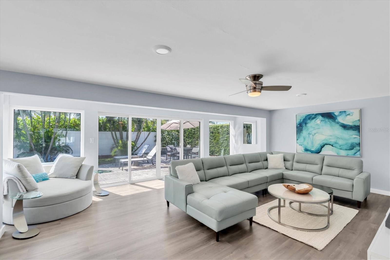 BELLEVUE ESTATES 6TH ADD - Residential Lease