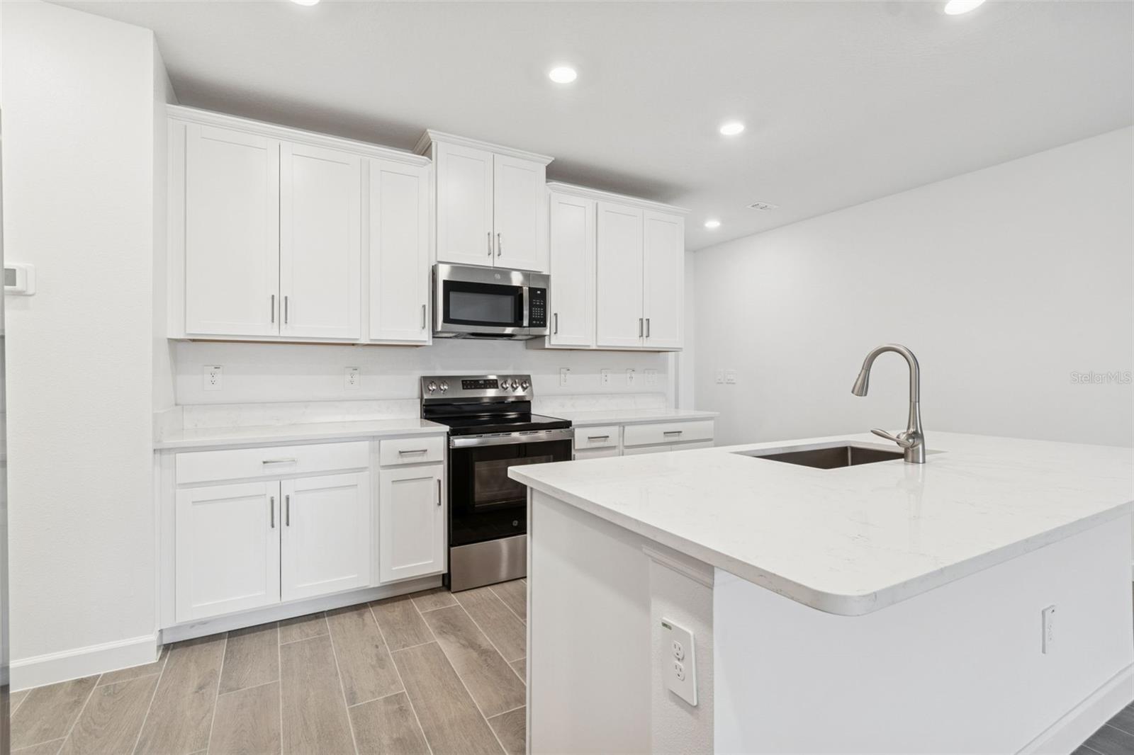 MIRADA ACTIVE ADULT - Residential Lease