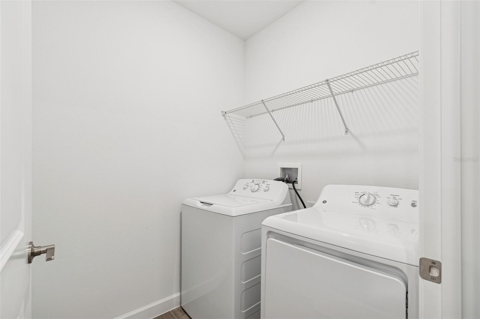 MIRADA ACTIVE ADULT - Residential Lease