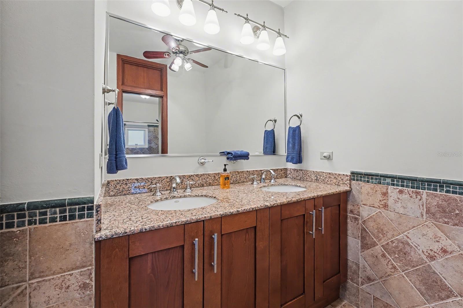 PASEO LAS PALMAS INC - Residential