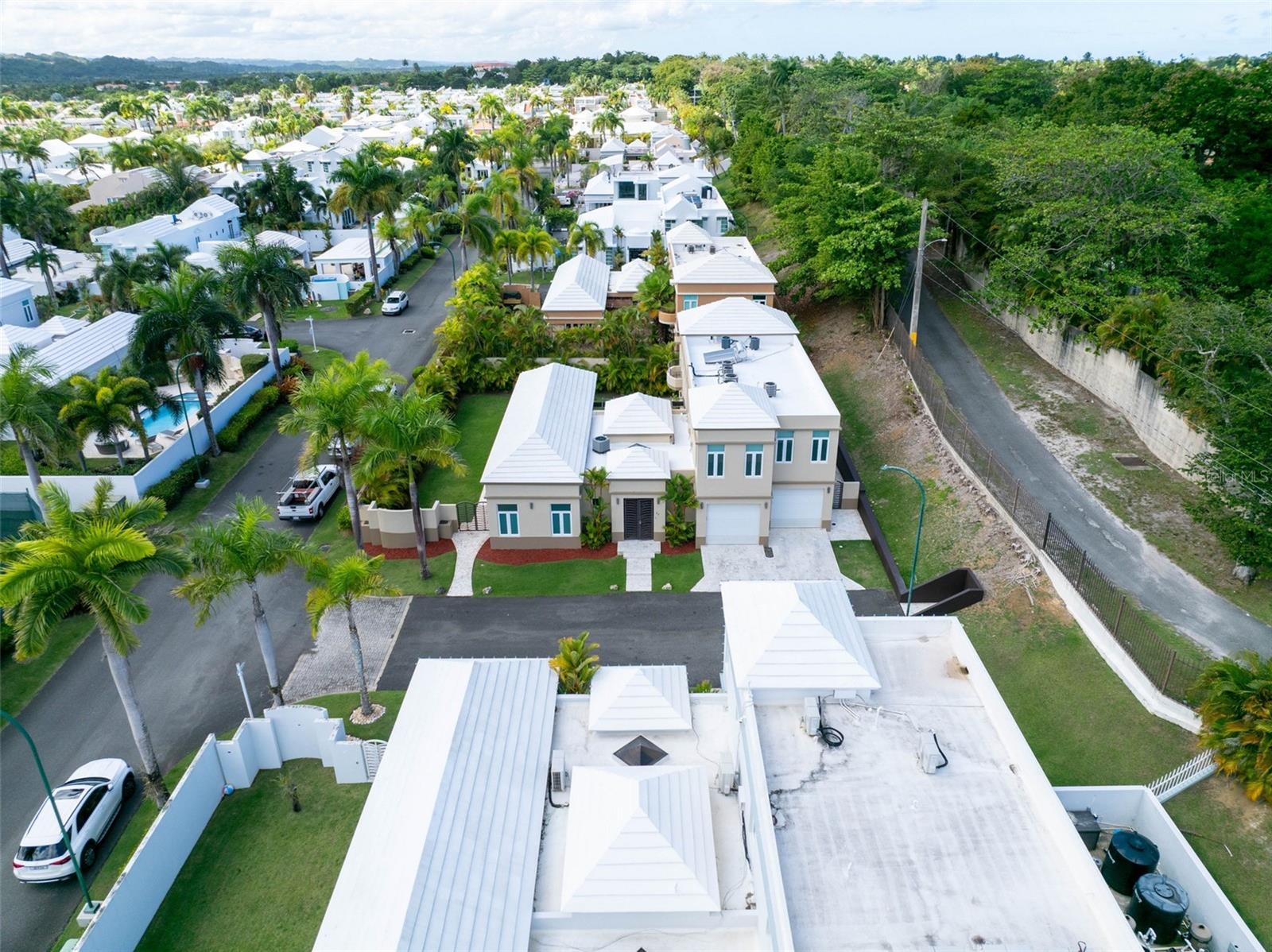 PASEO LAS PALMAS INC - Residential