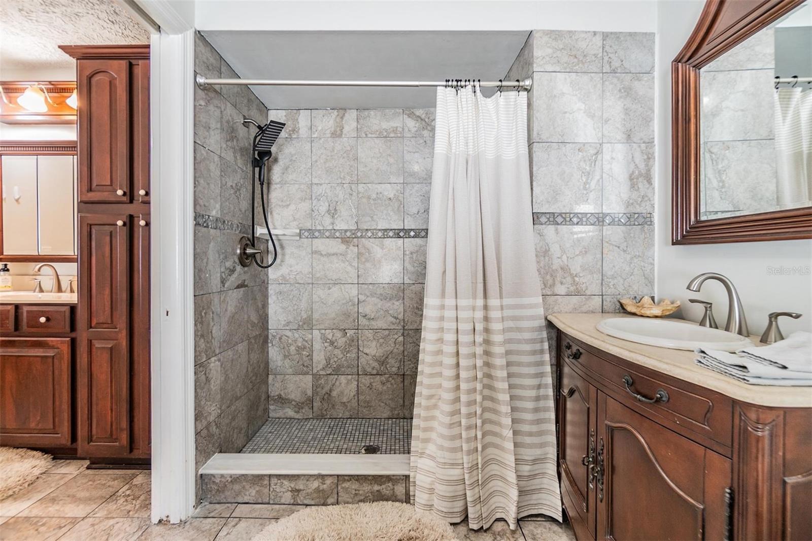 NORTHWOOD EAST - Residential Lease