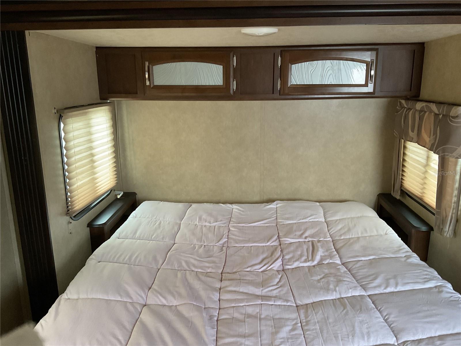 HERE & THERE PALM SHRSS RV RESIDENCE - Residential