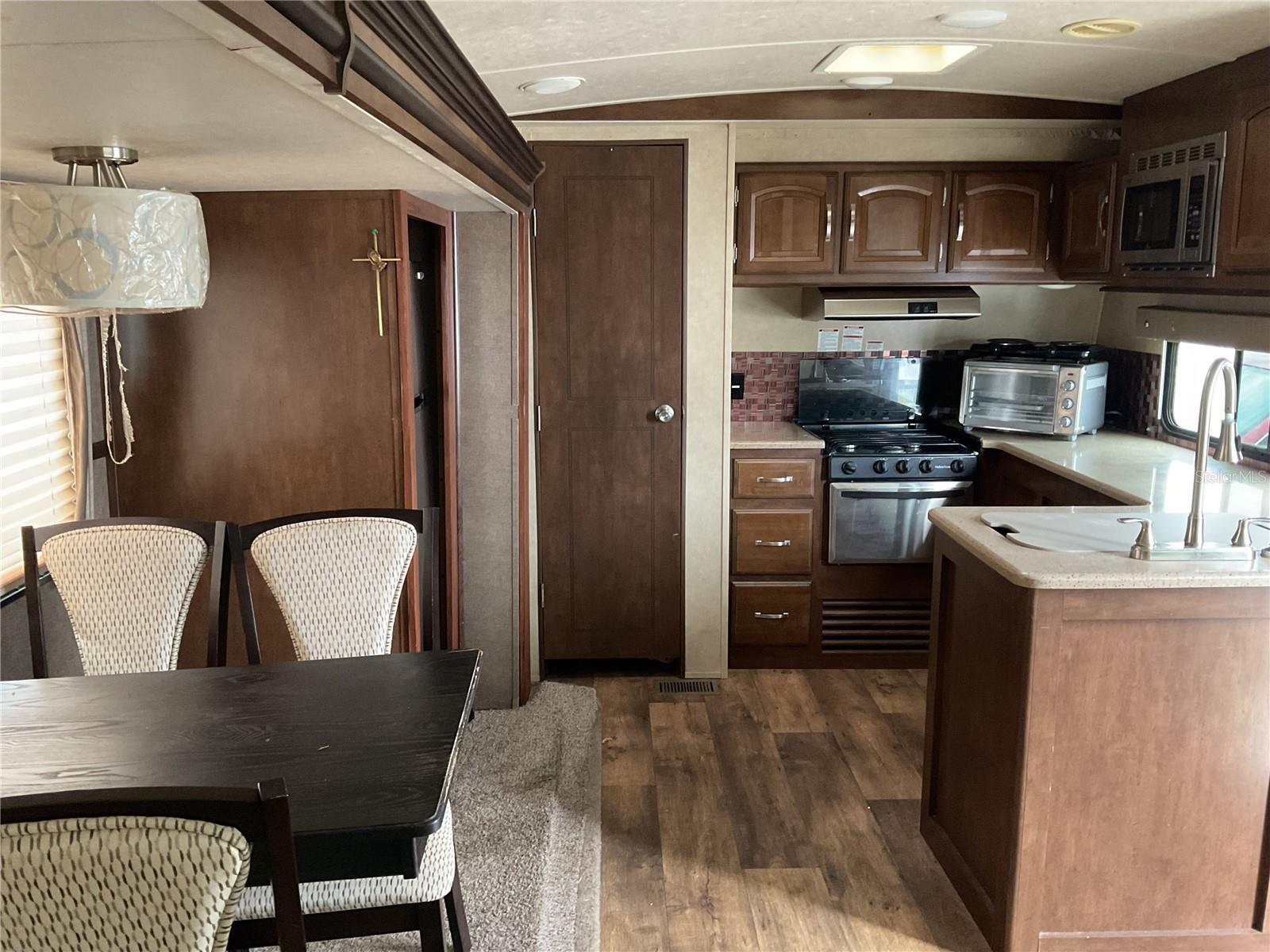 HERE & THERE PALM SHRSS RV RESIDENCE - Residential