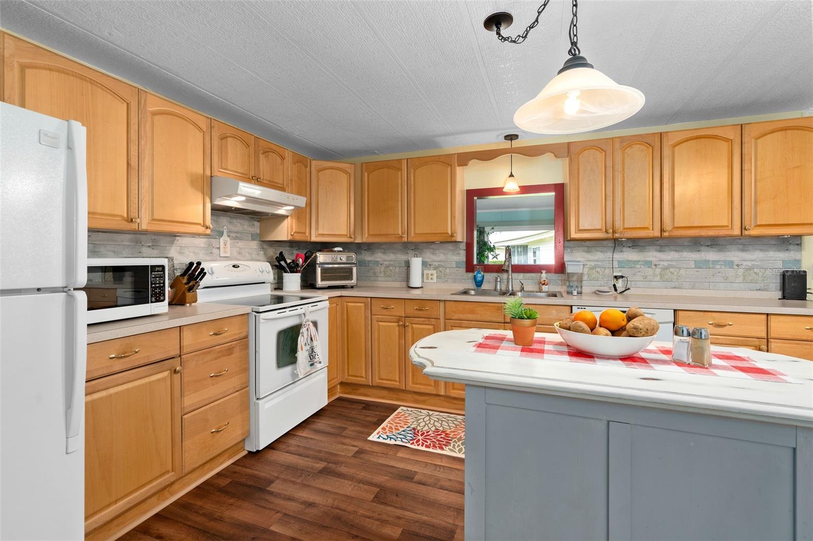 HARBOR OAKS HOMEOWNERS COOPERATIVE SUB - Residential