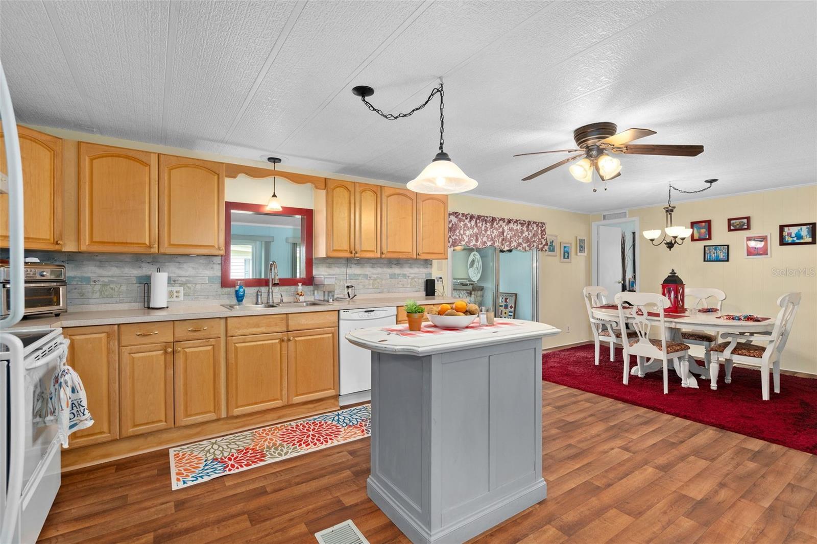 HARBOR OAKS HOMEOWNERS COOPERATIVE SUB - Residential