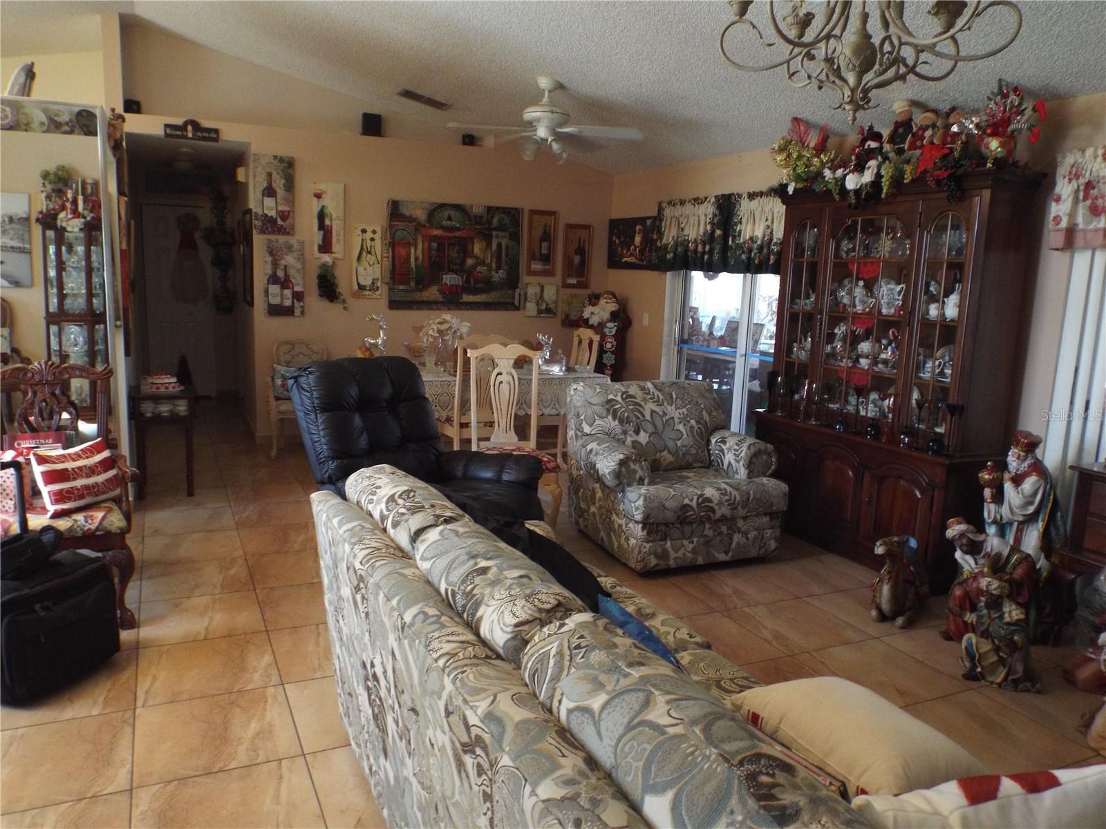 LAUREL RUN AT CRESCENT LAKES - Residential