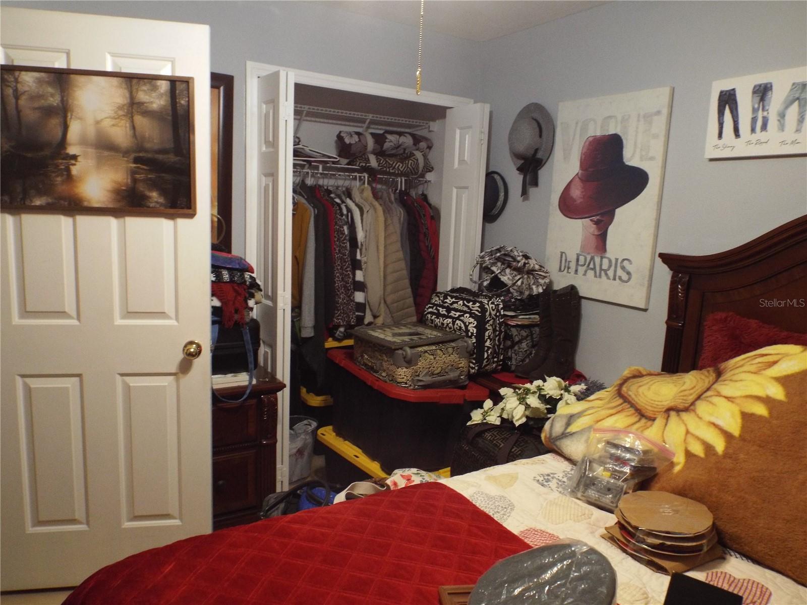 LAUREL RUN AT CRESCENT LAKES - Residential