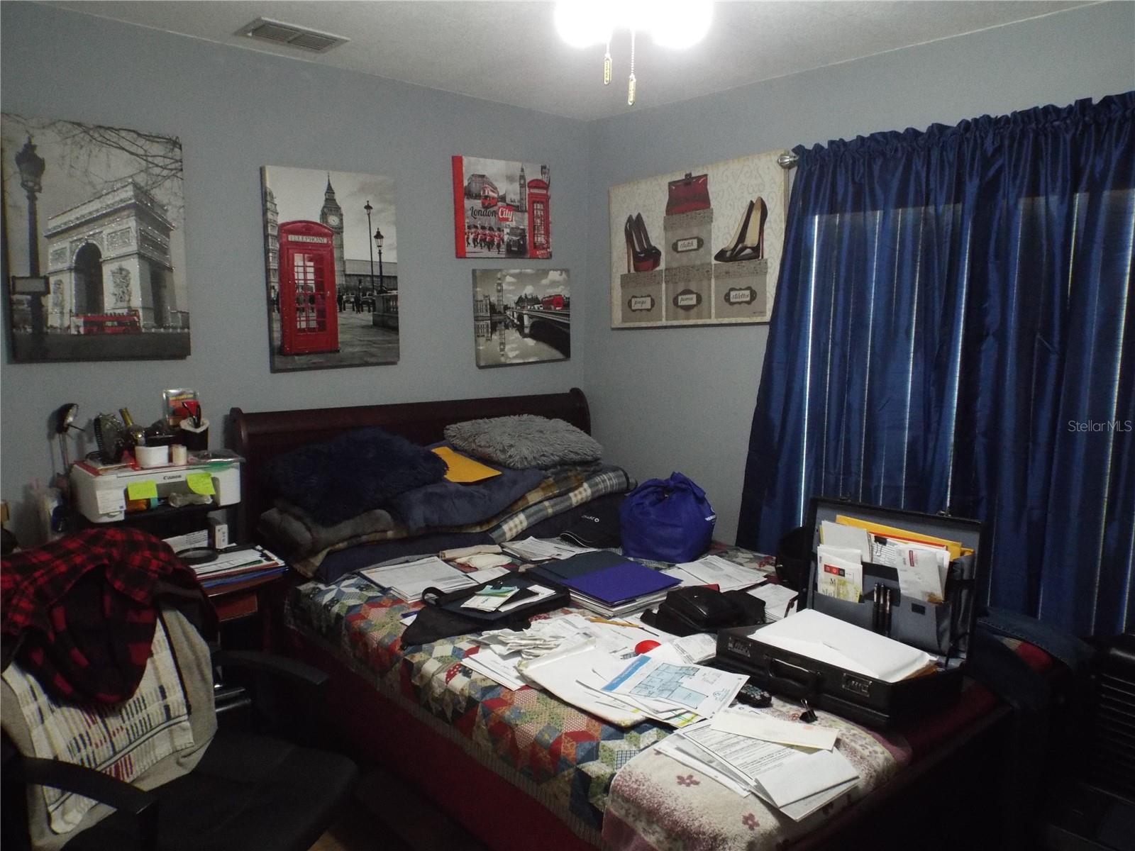 LAUREL RUN AT CRESCENT LAKES - Residential