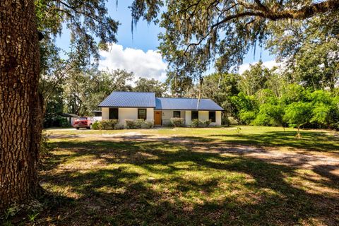 Tiny photo for 16758 SE 181st Terrace, Weirsdale, FL 32195 (MLS # G5106593)