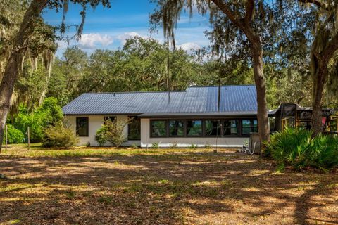 Tiny photo for 16758 SE 181st Terrace, Weirsdale, FL 32195 (MLS # G5106593)