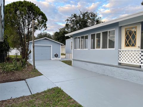 A home in DELAND