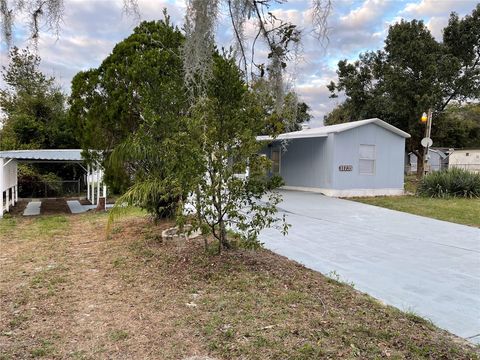 A home in DELAND