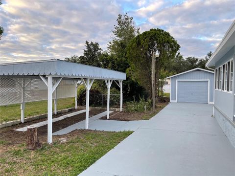 A home in DELAND