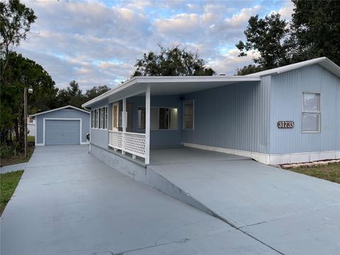 A home in DELAND