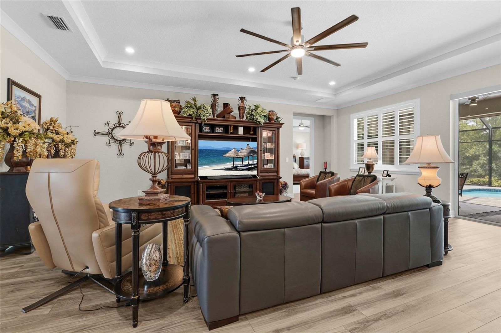 VENICE WOODLANDS PH 1 - Residential