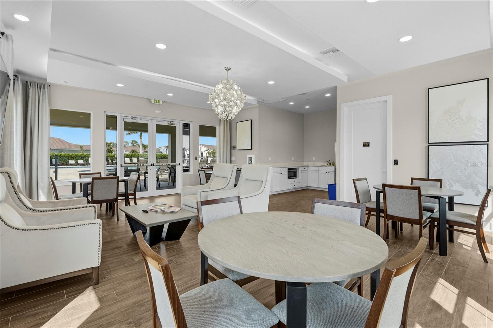 VENICE WOODLANDS PH 1 - Residential