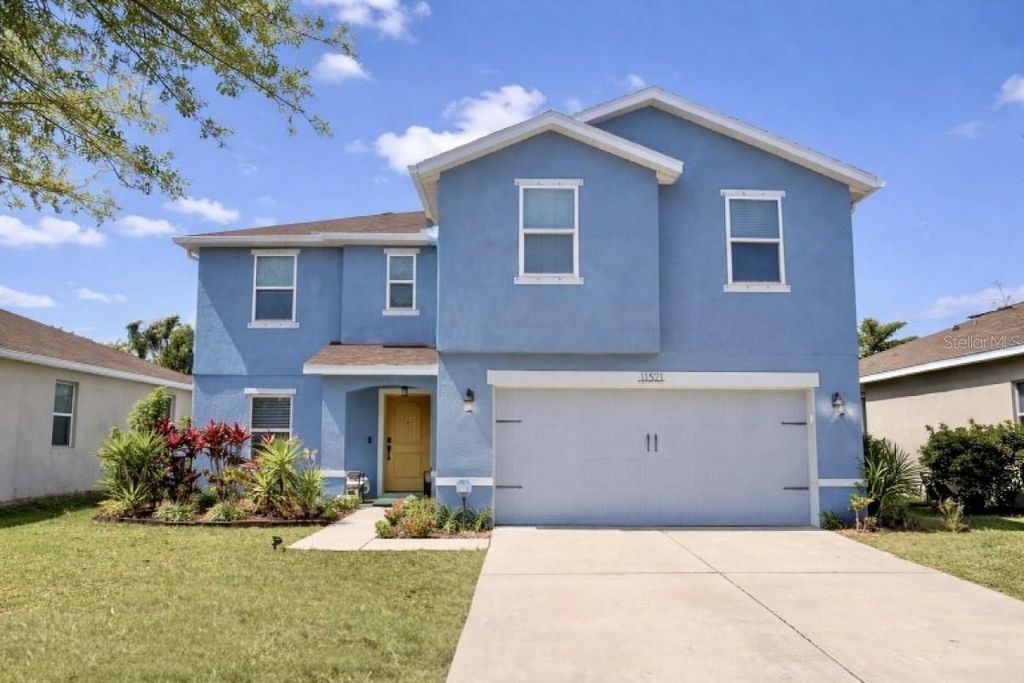 Photo of 11521 Southern Creek Drive, Gibsonton, FL 33534 (MLS # A4688705)