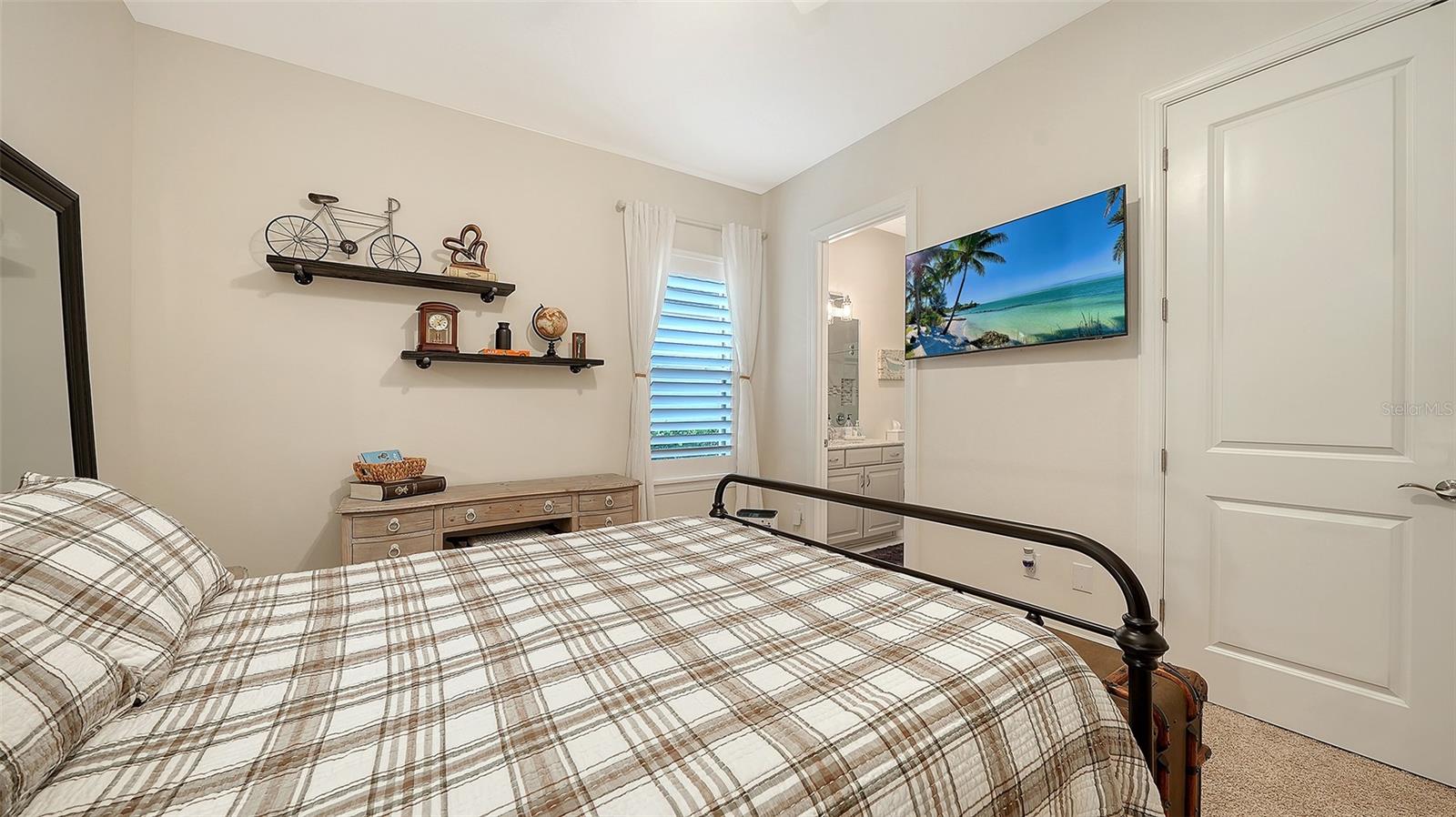 ESPLANADE AT AZARIO - Residential