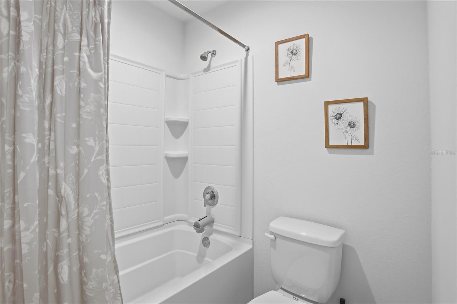 HICKORY GROVE PH 2 - Residential