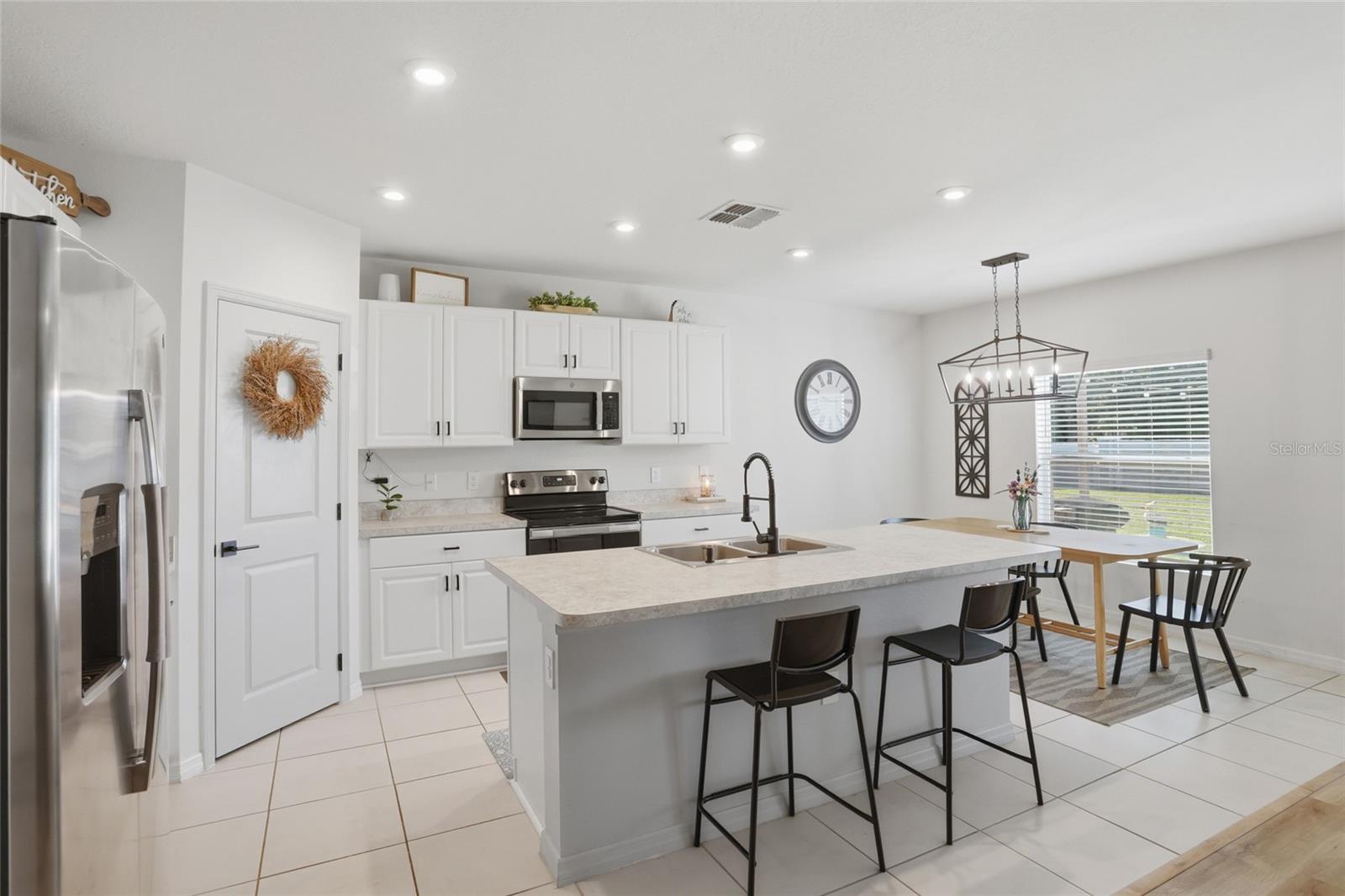 HICKORY GROVE PH 2 - Residential