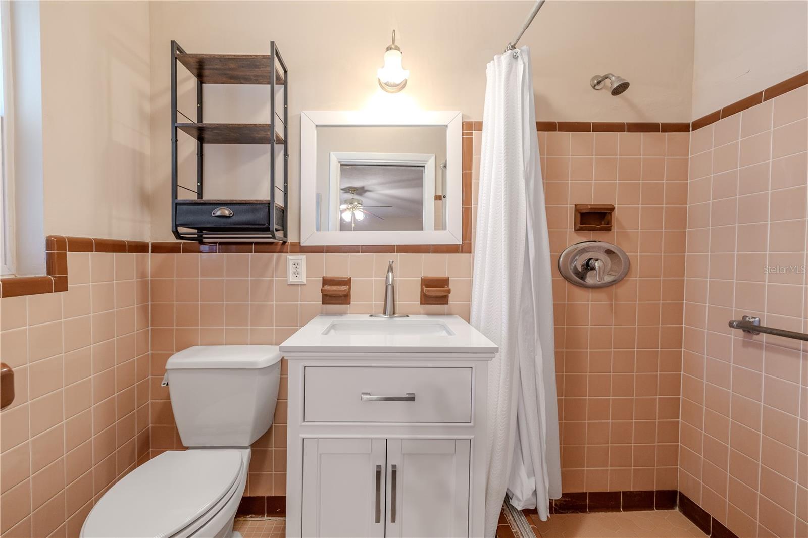 PLEASANT VIEW TERRACE 2ND ADD - Residential