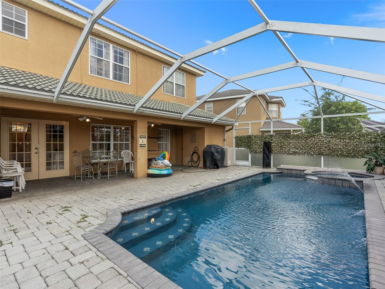 426 VISTA LOOP
