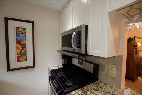 Condominium in SARASOTA FL 4813 VILLAGE GARDENS DRIVE 33.jpg