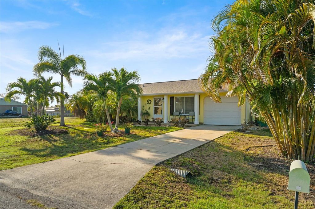 Photo of 18234 Avonsdale Circle, Port Charlotte, FL 33948 (MLS # A4685847)