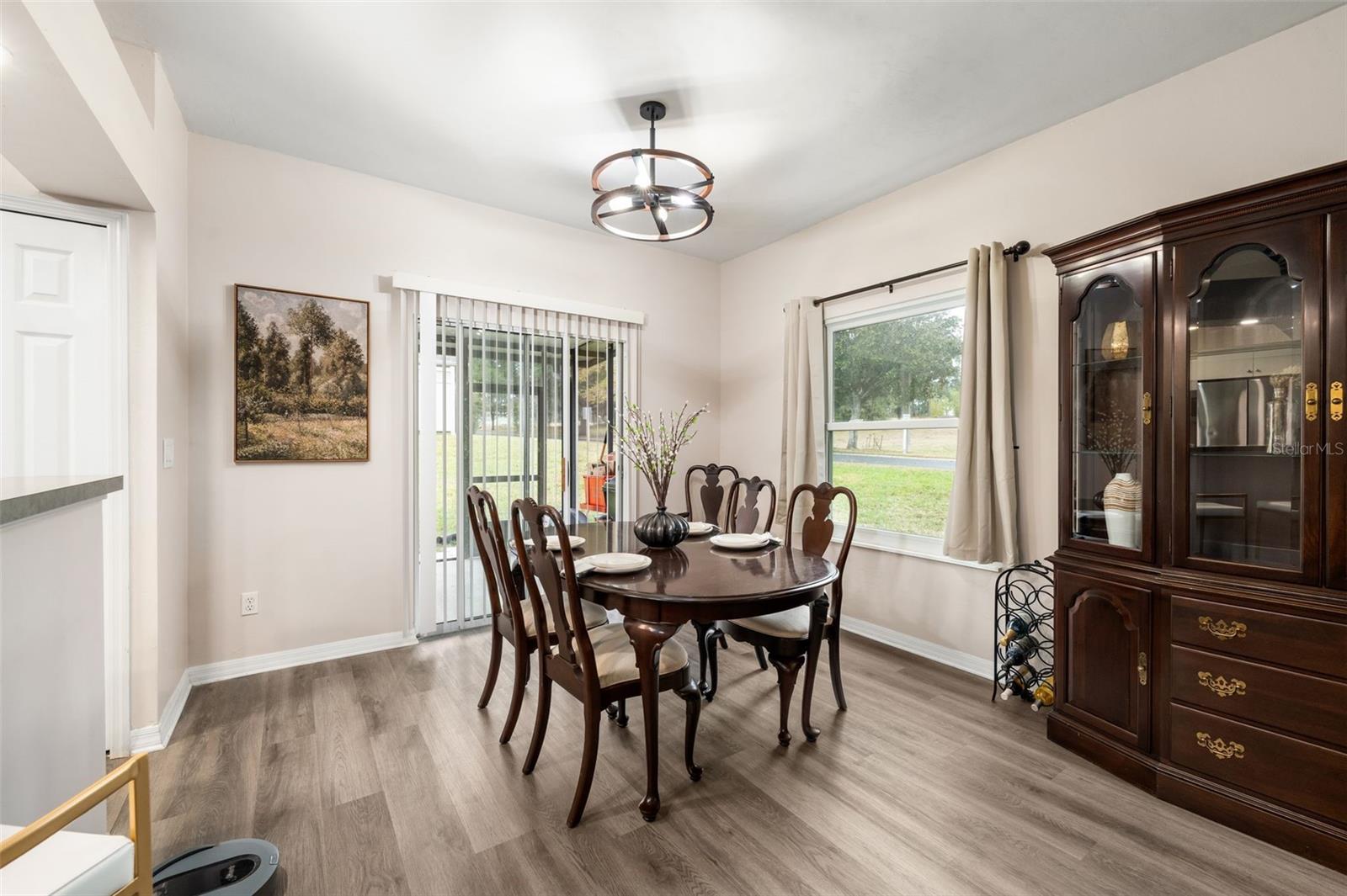 WILLIAMSBURG AT MEADOWBROOK - Residential