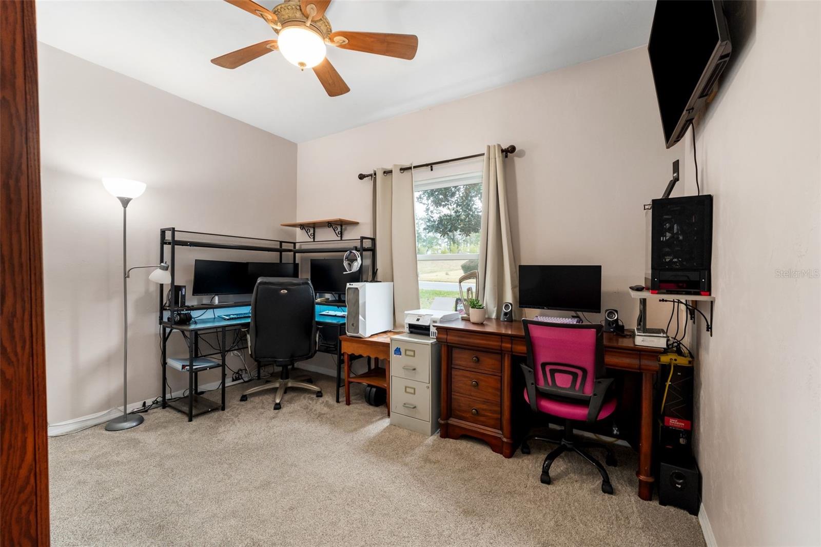 WILLIAMSBURG AT MEADOWBROOK - Residential