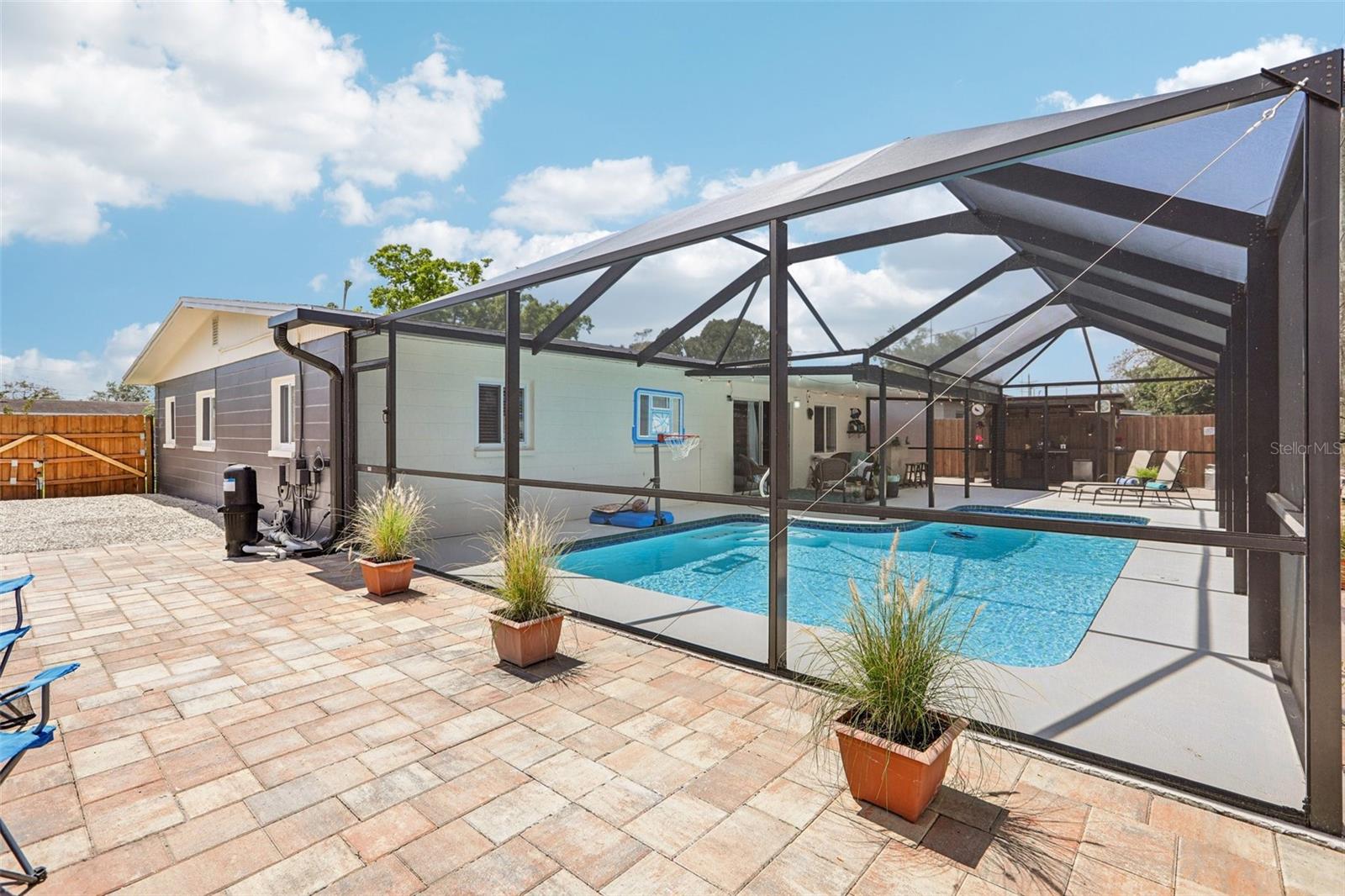 BOULEVARD ACRES 1ST ADD - Residential