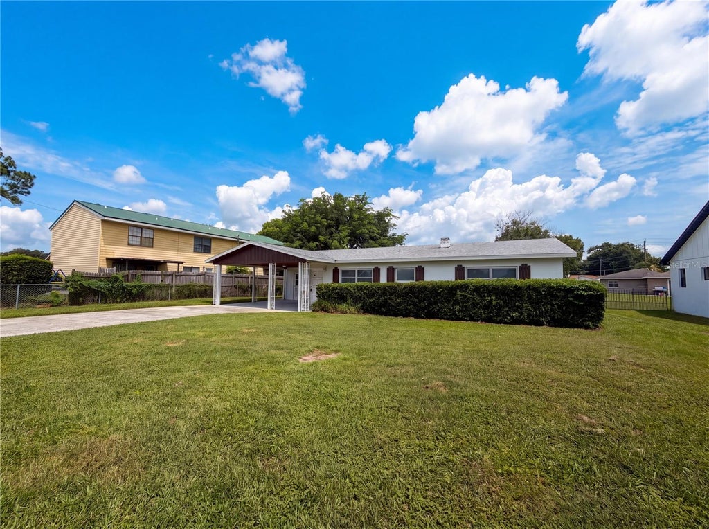 Photo of 1804 Avenue Q SW, Winter Haven, FL 33880 (MLS # O6431983)
