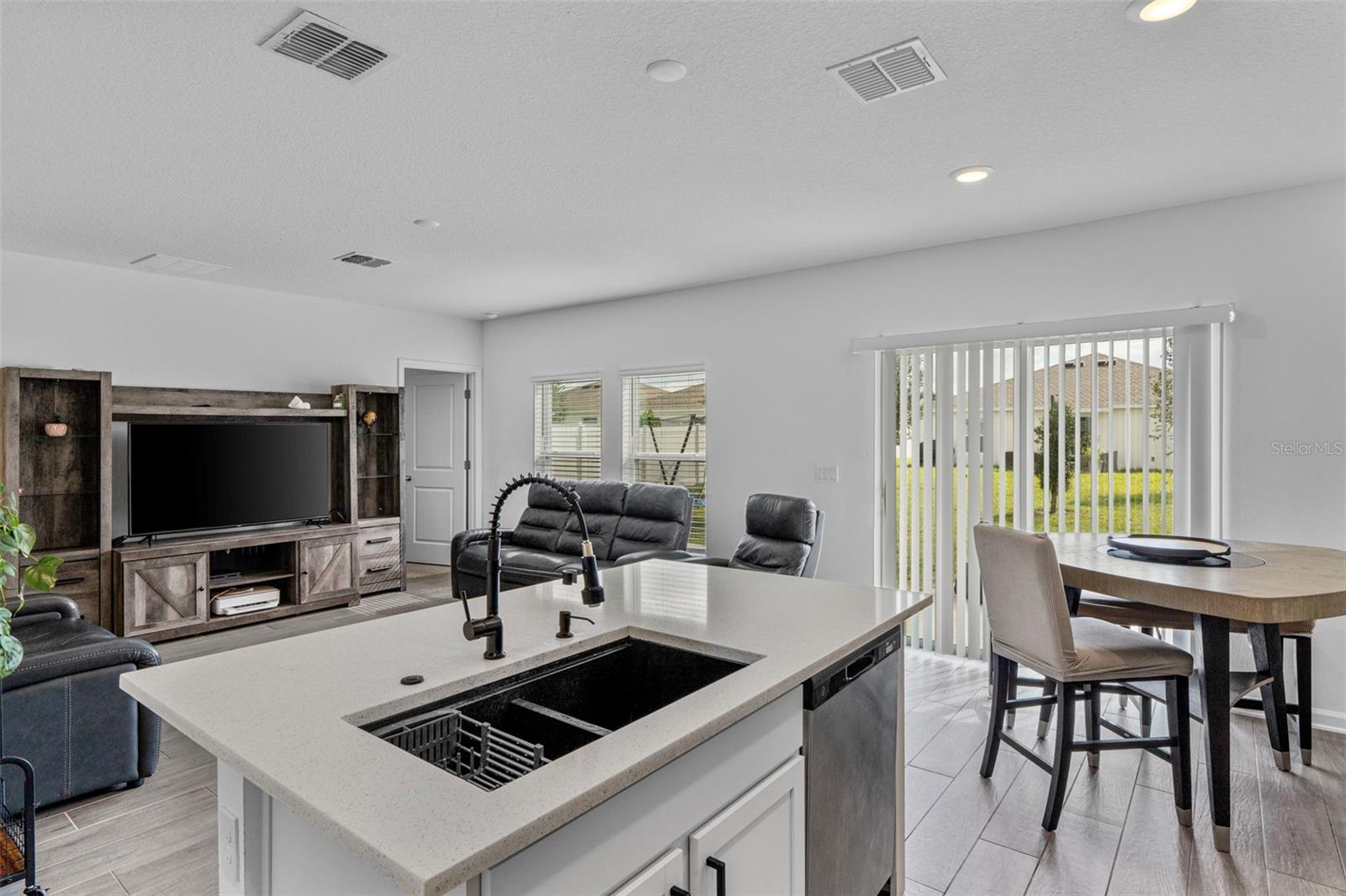 VINELAND RESERVE PH 3 - Residential