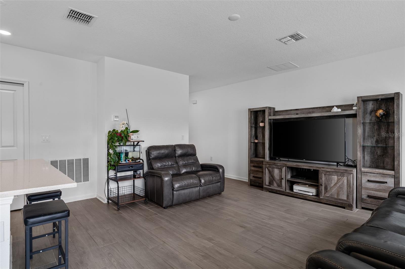 VINELAND RESERVE PH 3 - Residential