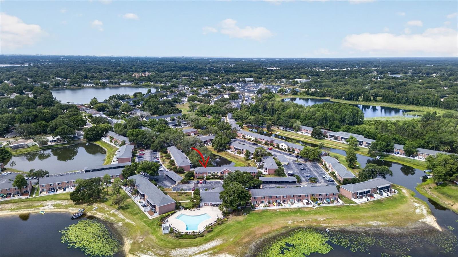 WHISPERING OAKS - Residential
