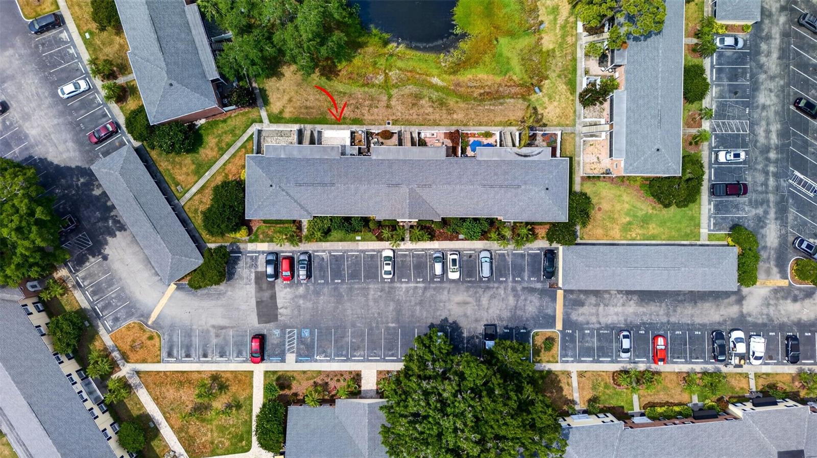 WHISPERING OAKS - Residential