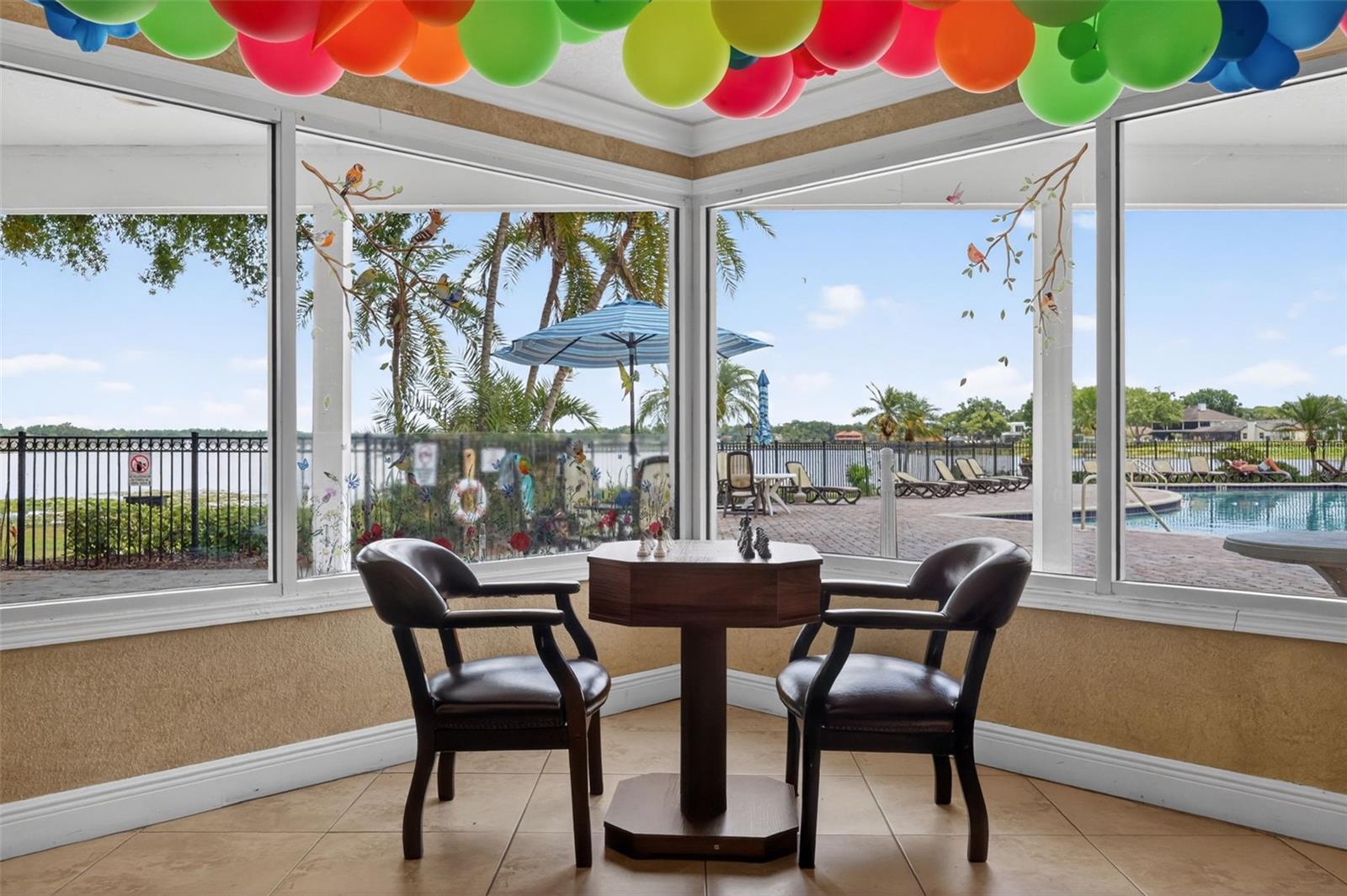 WHISPERING OAKS - Residential